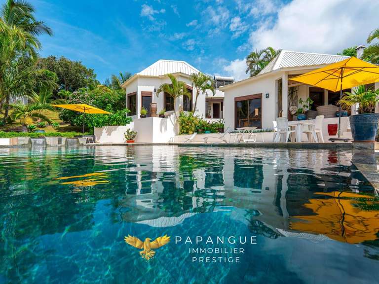 House Petite-Île - 4 bedrooms - 220m²