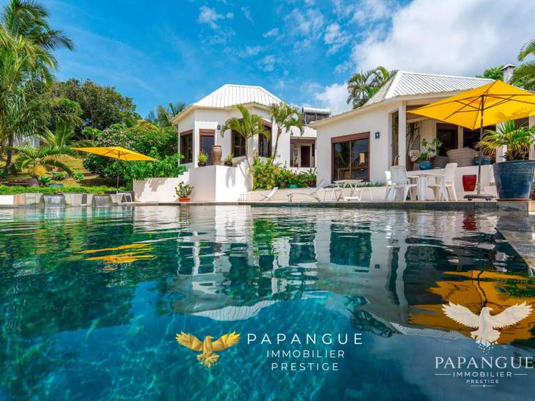 House Petite-Île - 4 bedrooms - 220m²