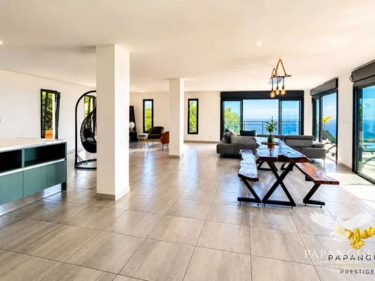 House Petite-Île - 8 bedrooms - 411m²