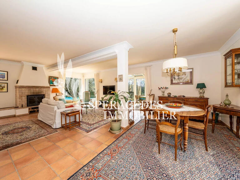 Maison Peymeinade - 5 chambres - 208m²