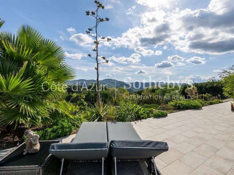 House Peymeinade - 7 bedrooms - 345m²