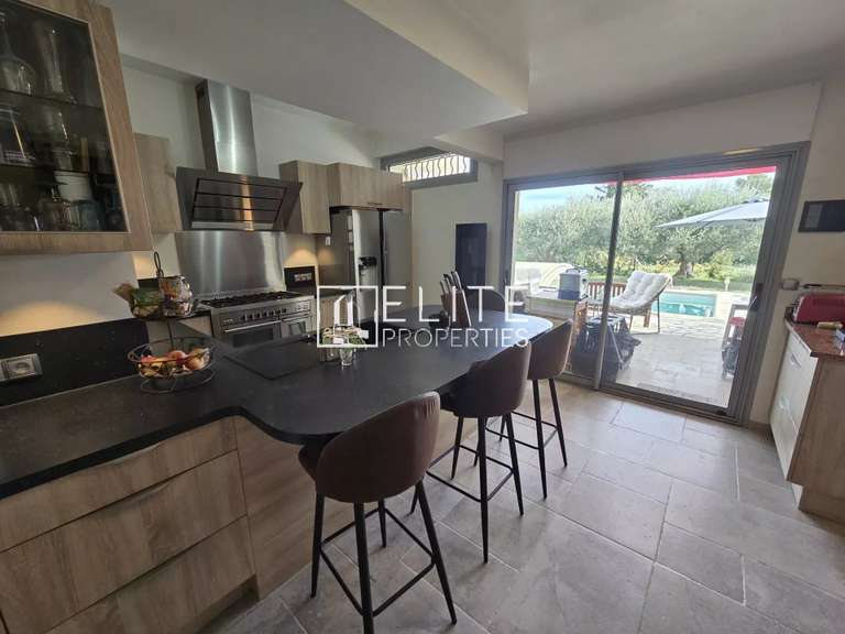 House Peymeinade - 3 bedrooms - 150m²