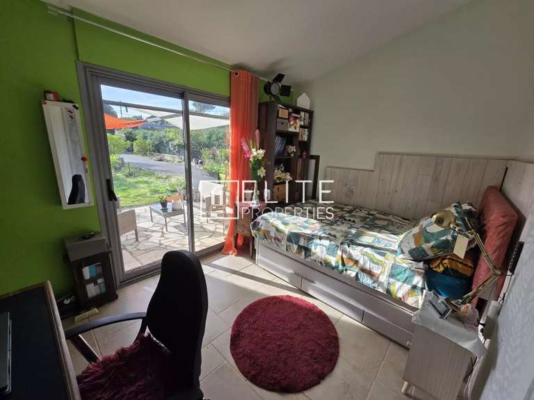 House Peymeinade - 3 bedrooms - 150m²