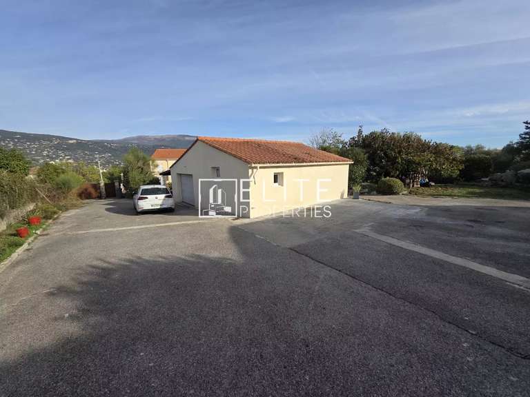 House Peymeinade - 3 bedrooms - 150m²