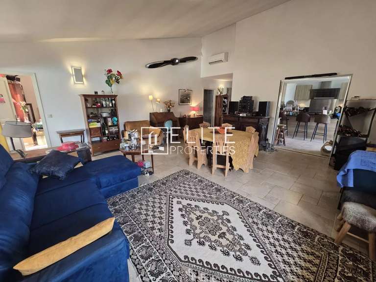 House Peymeinade - 3 bedrooms - 150m²