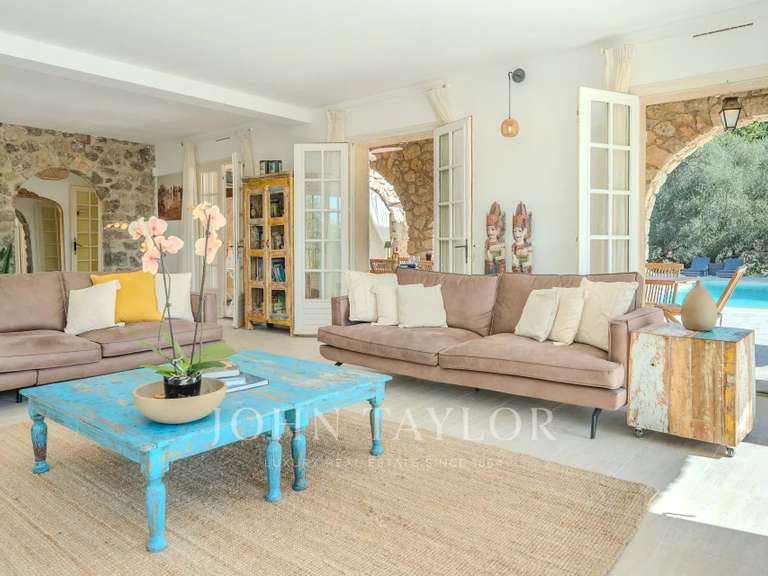 House Peymeinade - 8 bedrooms - 350m²