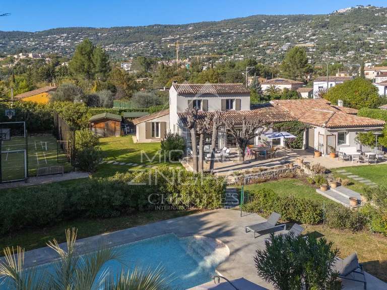 House Peymeinade - 7 bedrooms - 249m²