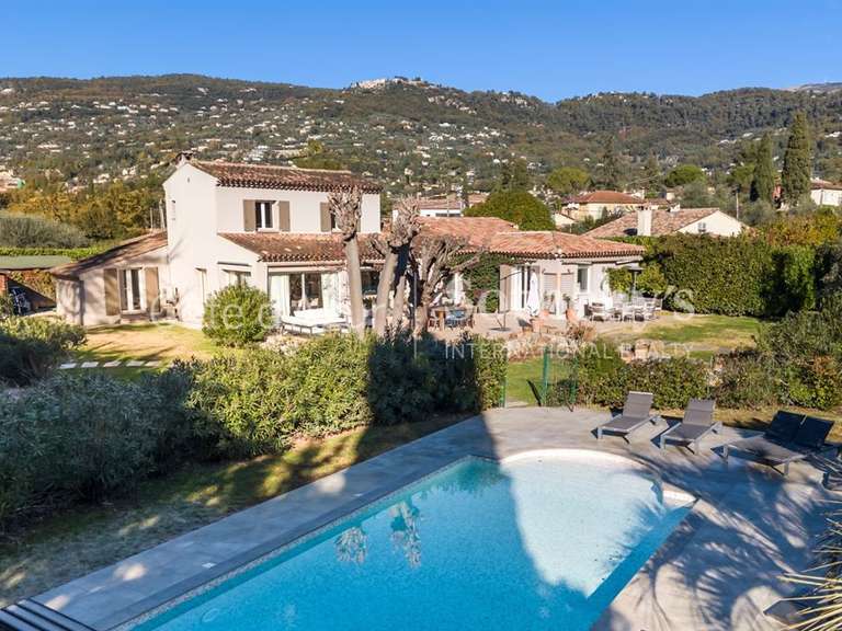 House Peymeinade - 7 bedrooms - 245m²