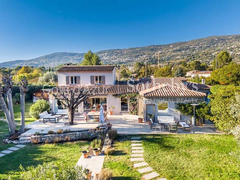 House Peymeinade - 7 bedrooms - 245m²