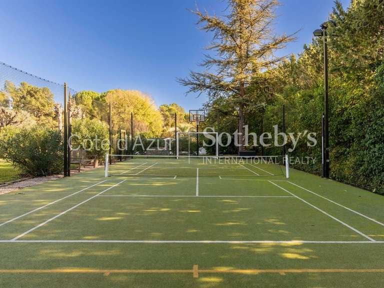 Maison Peymeinade - 7 chambres - 245m²