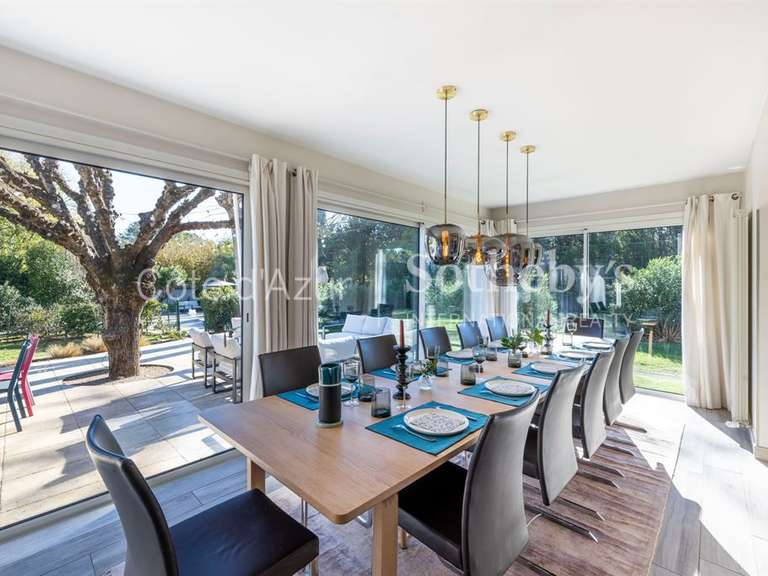 Maison Peymeinade - 7 chambres - 245m²