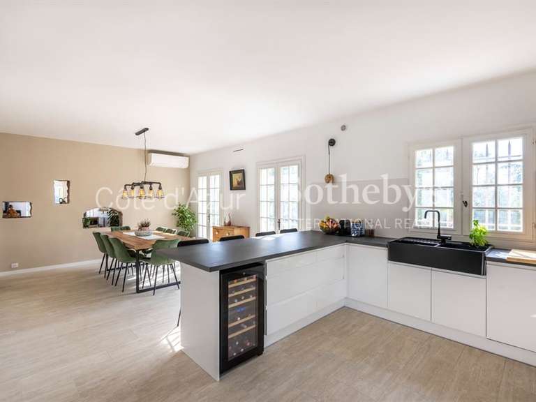 Maison Peymeinade - 7 chambres - 345m²
