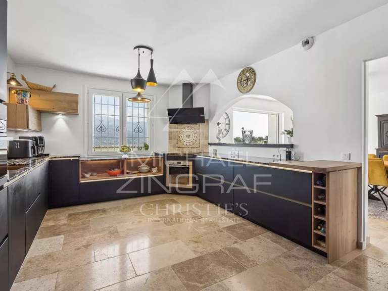 House Peymeinade - 5 bedrooms - 251m²