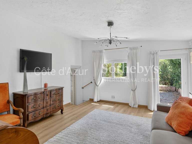 Maison Peymeinade - 3 chambres - 156m²