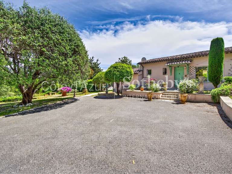 Maison Peymeinade - 3 chambres - 156m²