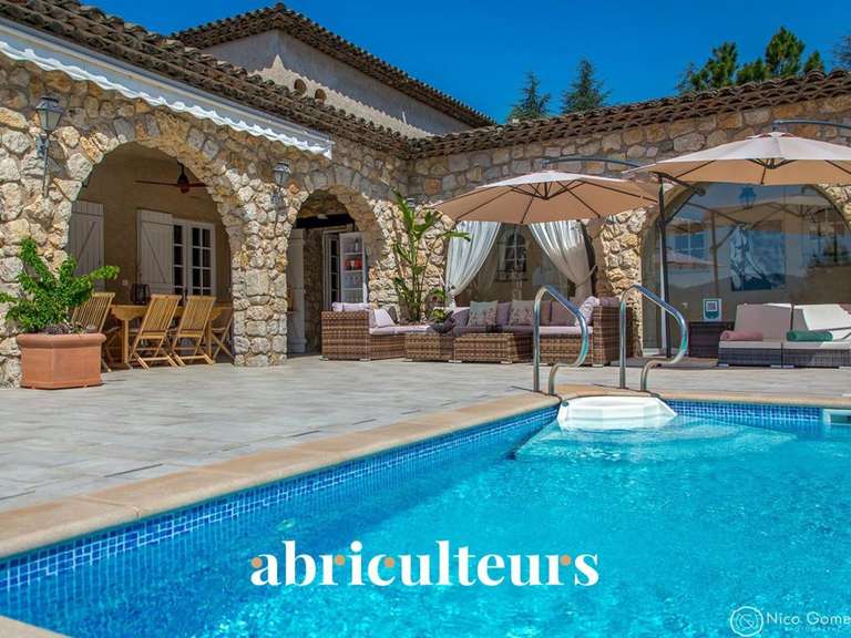 Maison Peymeinade - 8 chambres - 344m²