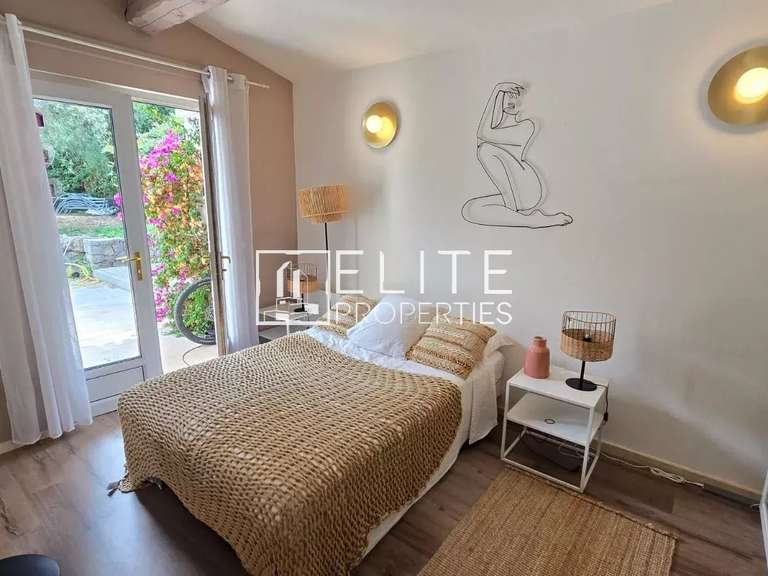 Maison Peymeinade - 6 chambres - 203m²