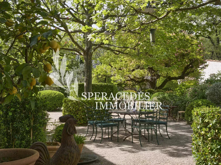Propriété Peymeinade - 12 chambres - 750m²
