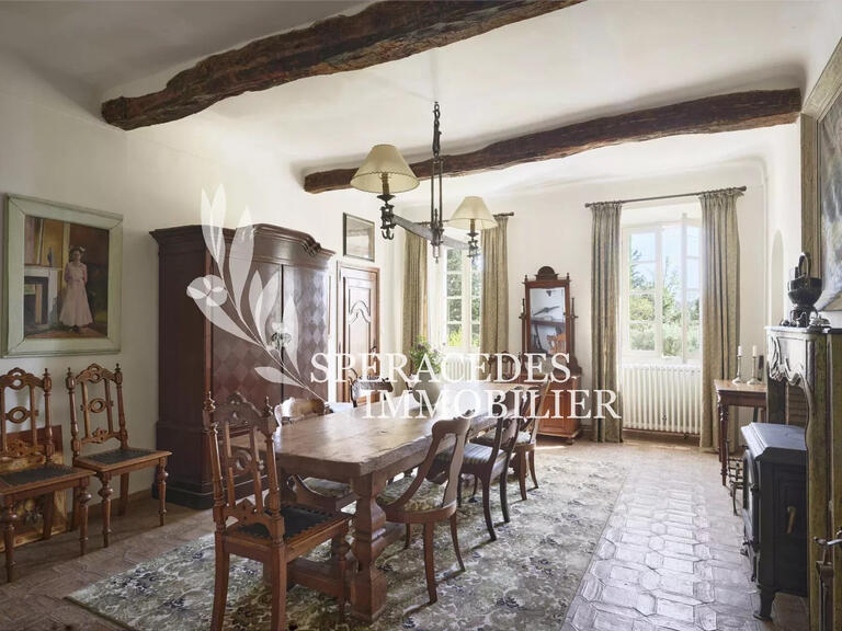 Propriété Peymeinade - 12 chambres - 750m²