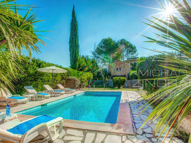 Villa Peymeinade - 4 bedrooms - 232m²