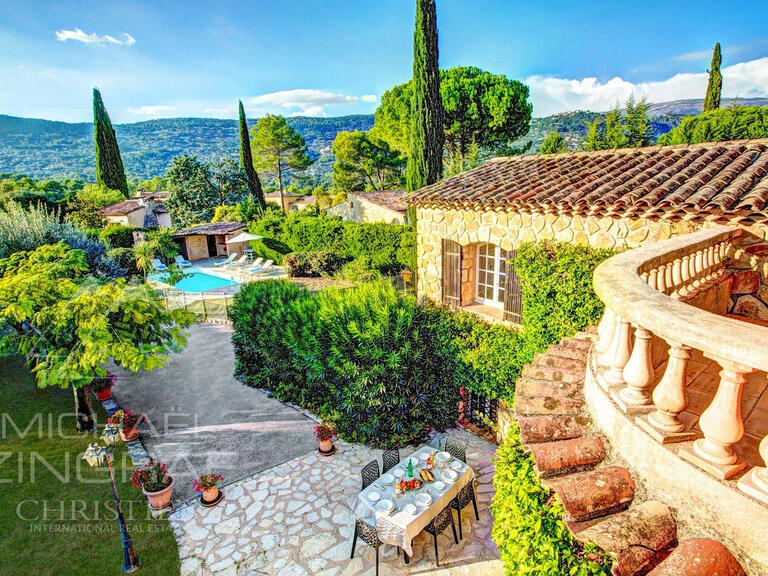 Villa Peymeinade - 4 bedrooms - 232m²