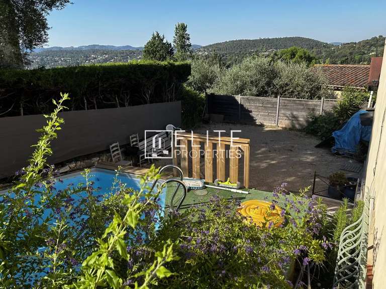 Villa Peymeinade - 4 chambres - 180m²