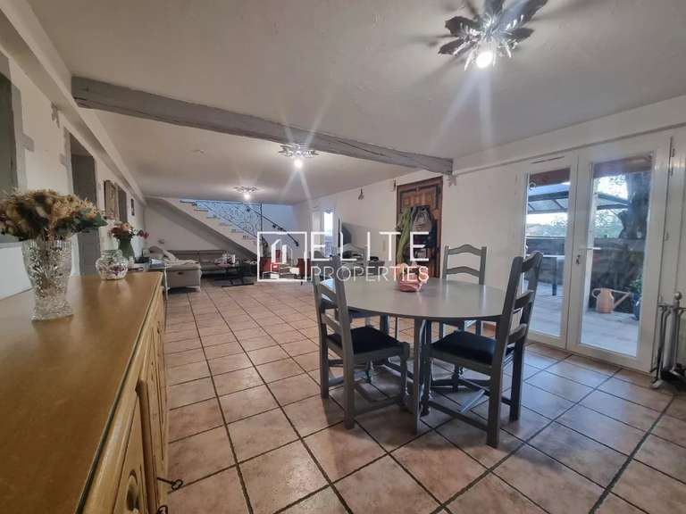 Villa Peymeinade - 4 chambres - 180m²