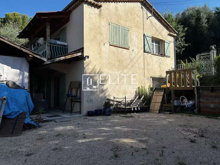 Villa Peymeinade - 4 chambres - 180m²