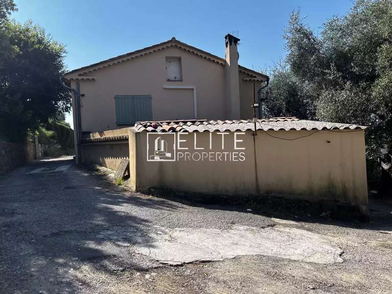 Villa Peymeinade - 4 chambres - 180m²