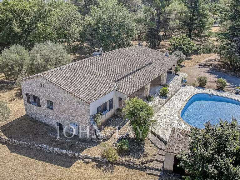 Villa Peymeinade - 4 chambres - 152m²