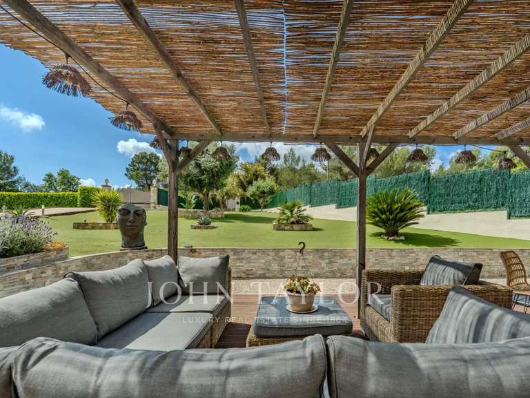 Villa Peymeinade - 5 chambres - 251m²