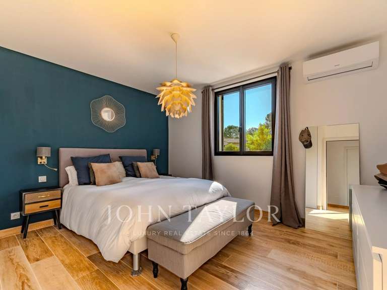 Villa Peymeinade - 5 chambres - 179m²