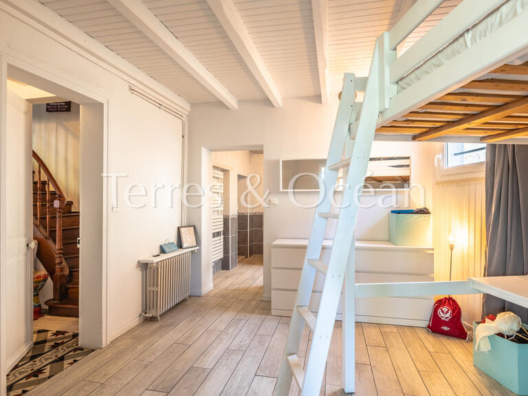House Peyrehorade - 6 bedrooms - 328m²