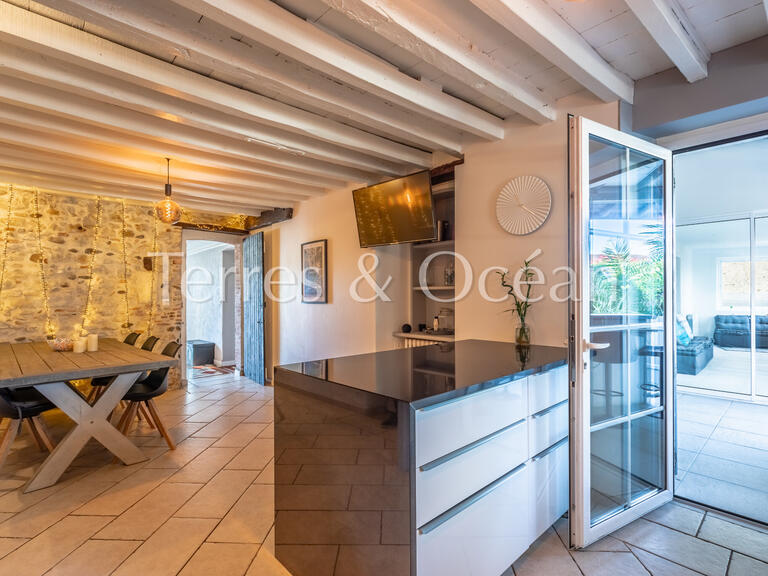 House Peyrehorade - 6 bedrooms - 328m²