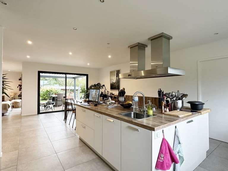 Maison Peyrehorade - 4 chambres - 197m²