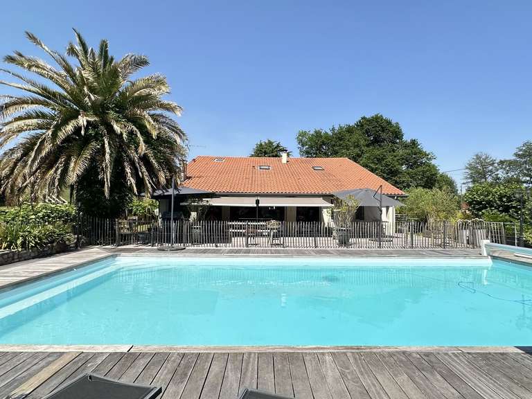 Maison Peyrehorade - 5 chambres - 300m²