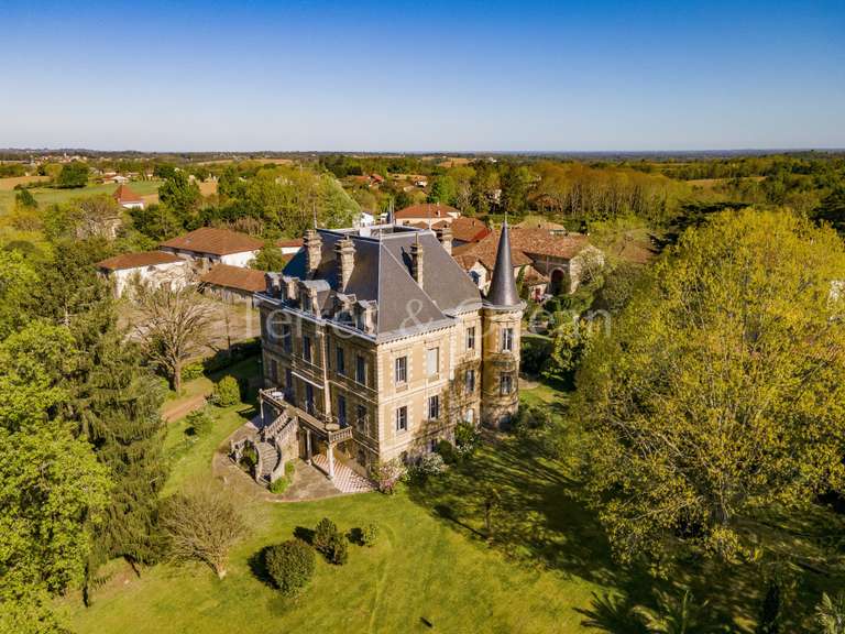 Maison Peyrehorade - 15 chambres - 900m²