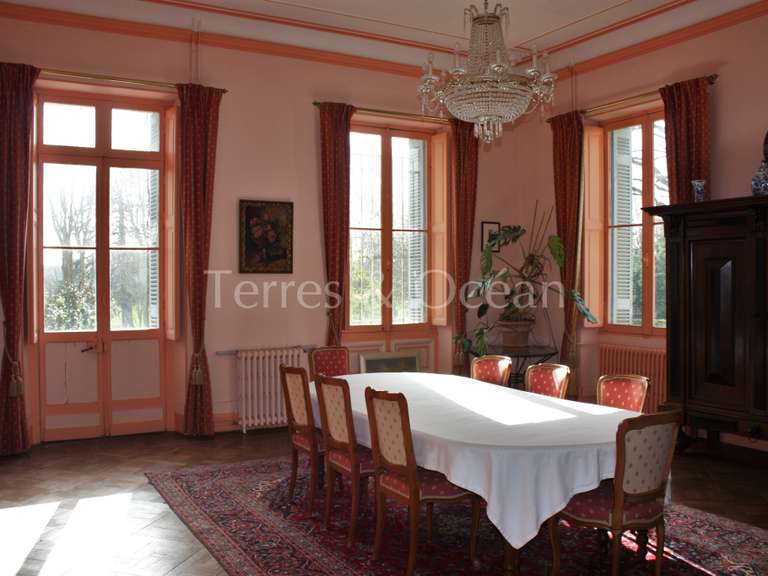 Maison Peyrehorade - 15 chambres - 900m²