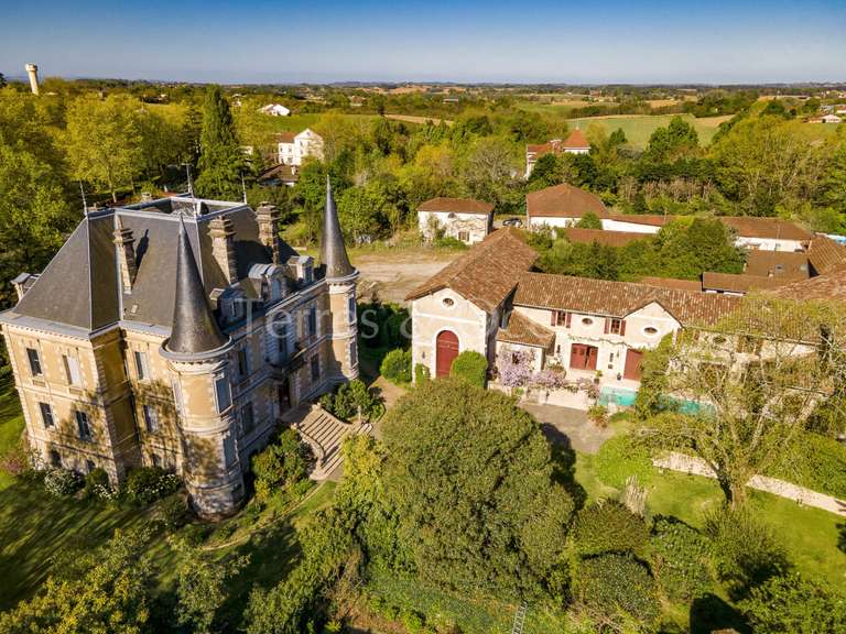 Maison Peyrehorade - 15 chambres - 900m²
