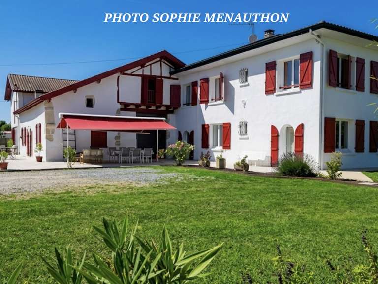 Propriété Peyrehorade - 7 chambres - 645m²