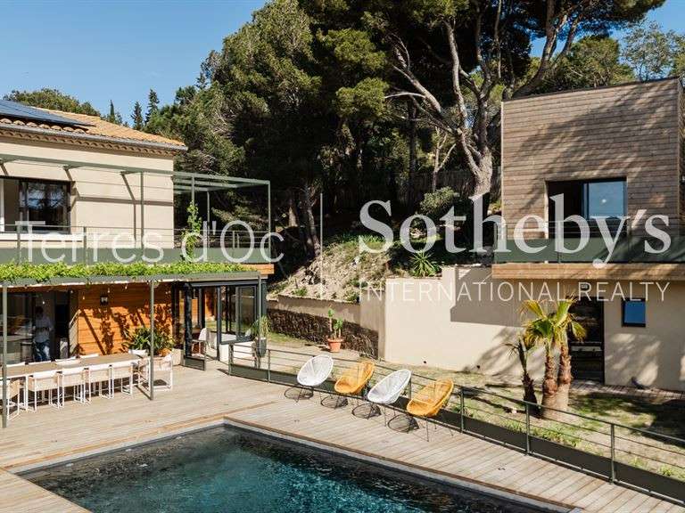 Maison Peyriac-de-Mer - 6 chambres - 400m²