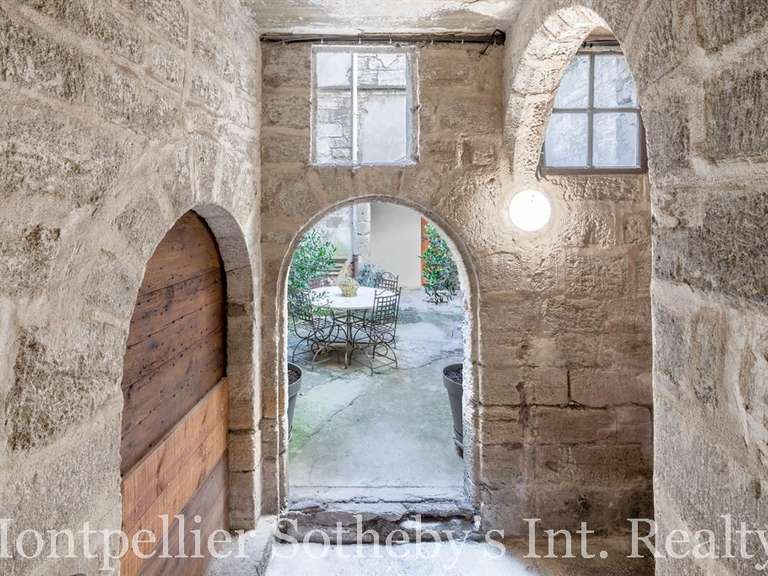 Appartement Pézenas - 2 chambres - 172m²
