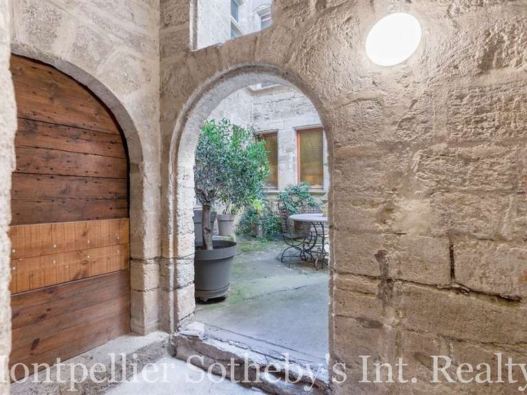 Appartement Pézenas - 2 chambres - 172m²