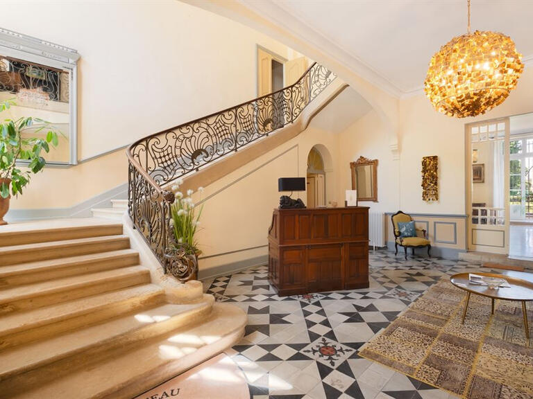 Château Pézenas - 8 chambres - 1400m²
