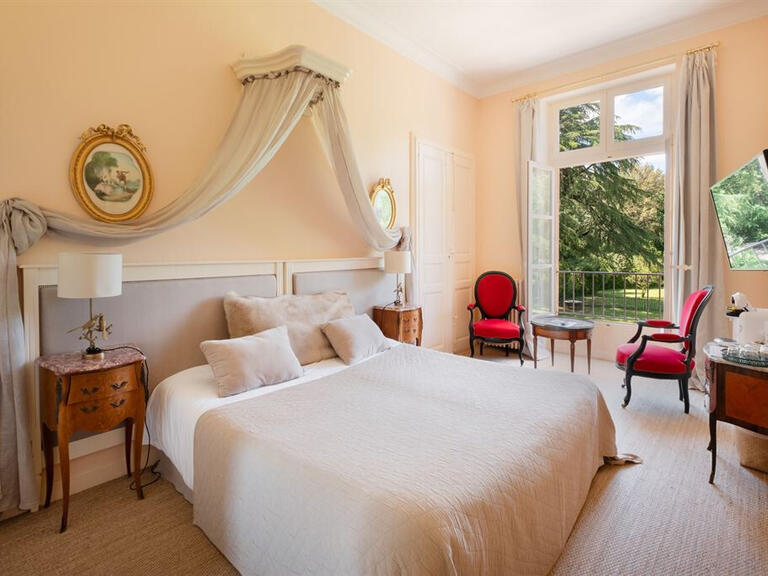 Château Pézenas - 8 chambres - 1400m²
