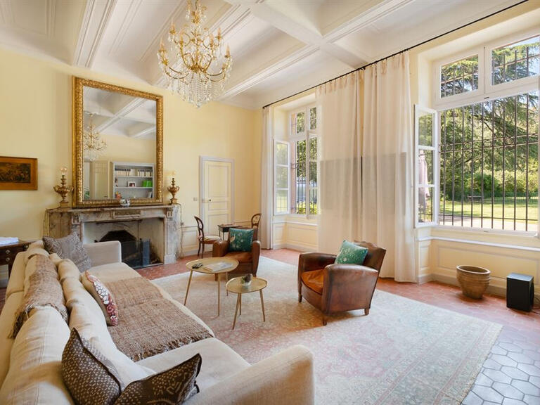 Château Pézenas - 8 chambres - 1400m²