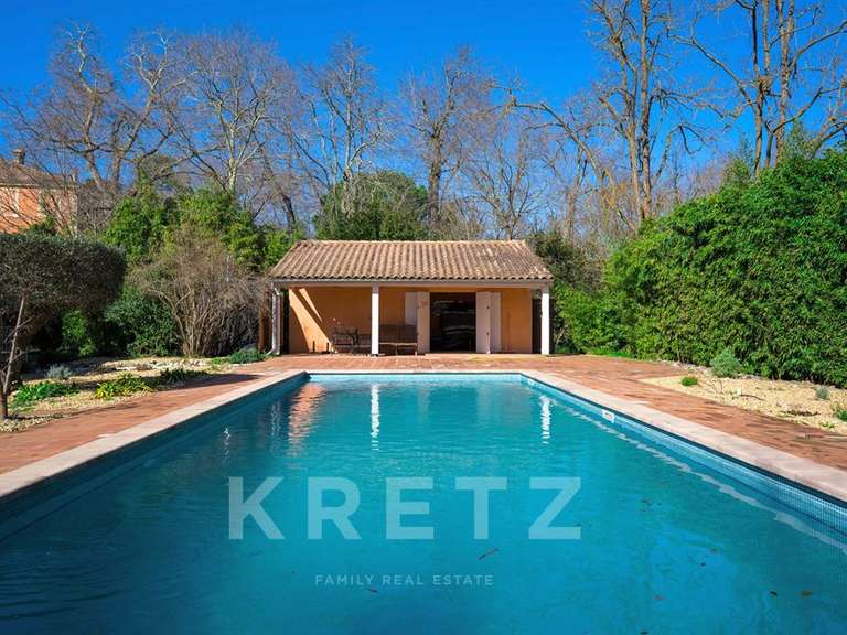 Château Pézenas - 1450m²