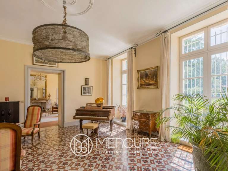 Castle Pézenas - 22 bedrooms - 1530m²