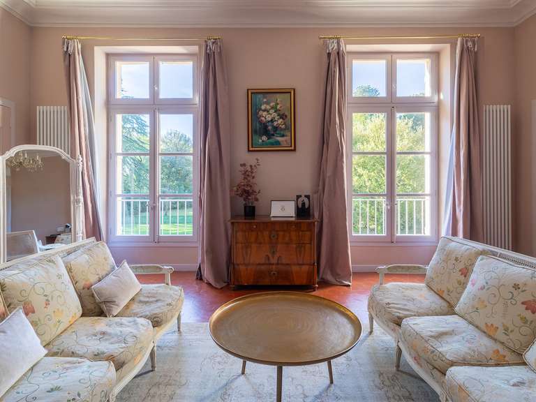 Château Pézenas - 12 chambres - 1450m²