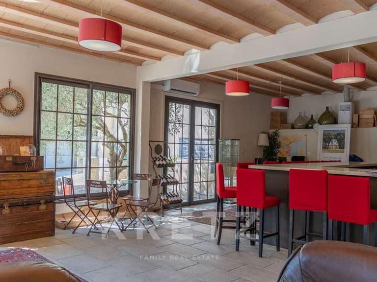 Château Pézenas - 24 chambres - 1400m²